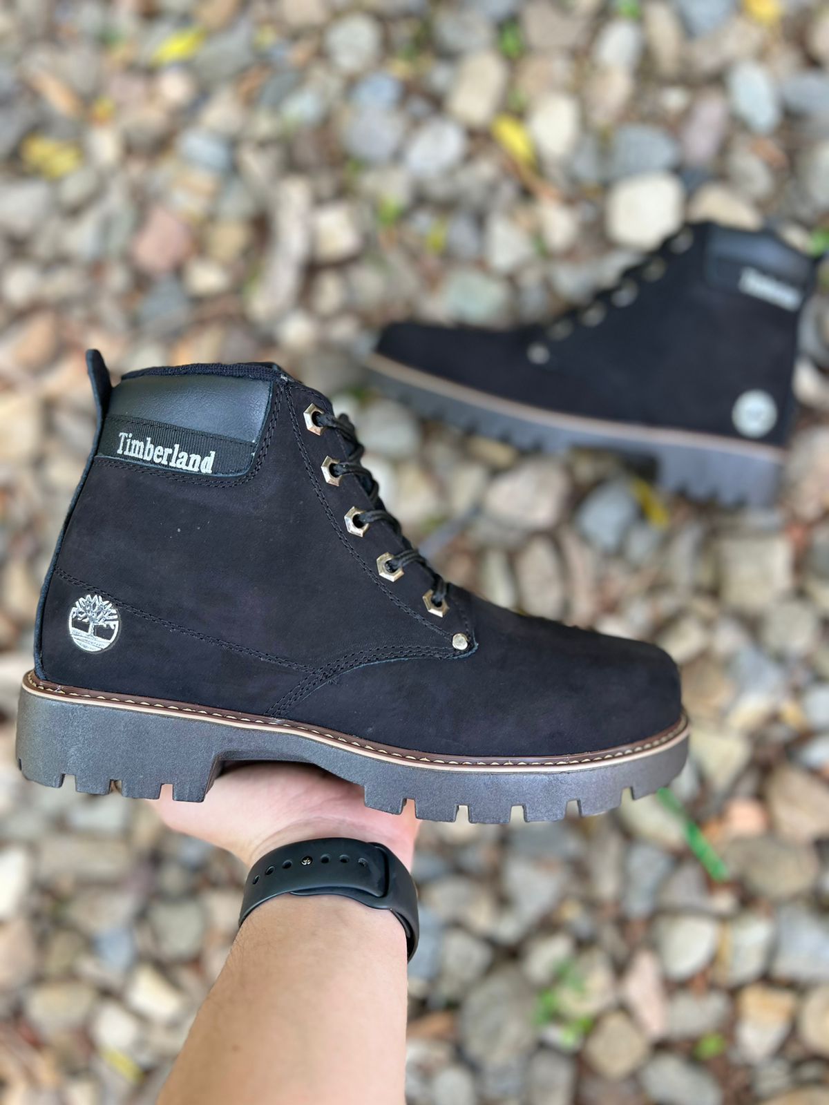 BOTA TIMBERLAND CLASICA CUERO + CAJA | BOTA PARA CUALQUIER TERRENO | RESISTENCIA Y ESTILO EN CADA PASO